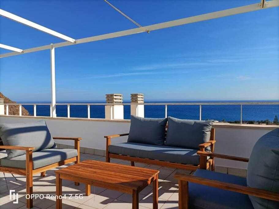 Апартаменты El Horizonte Piscinaterraza Y Vistas Карбонерас Экстерьер фото